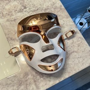 Dr. Dennis Gross DRx Spectralite FaceWare Pro Masque LED